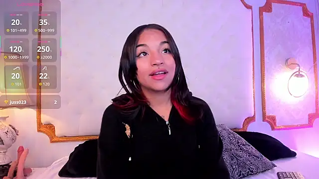 Manelyk evanss  online show from 09/20/25, 11:00