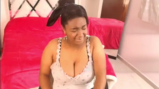 Amiranast online show from 10/15/25, 12:49