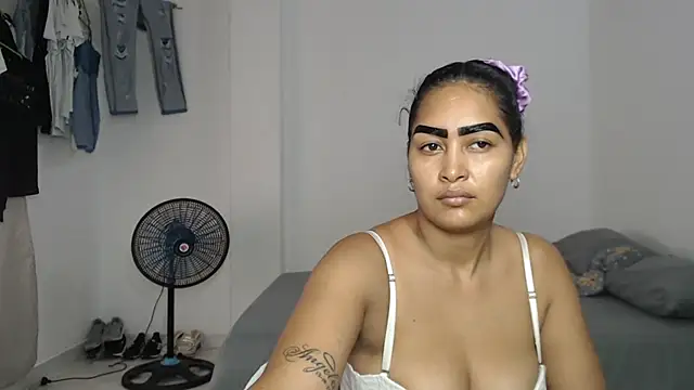 Snapshot of MichellSexxx chatting on 09/23/25, 07:06 MichellSexxx online show from 09/23/25, 07:06