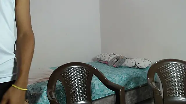 Snapshot of MichellSexxx chatting on 11/08/25, 09:24 MichellSexxx online show from 11/08/25, 09:24