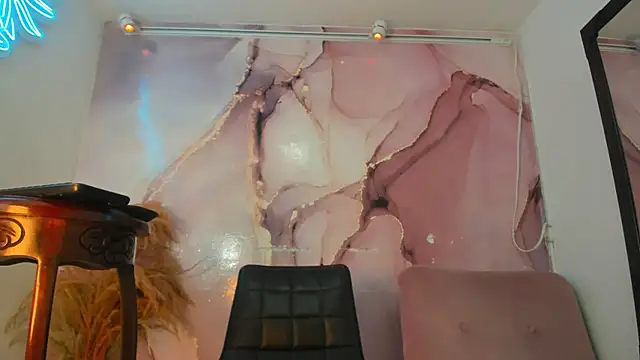 Snapshot of Ariadna_Cruz chatting on 10/11/25, 01:09 Ariadna Cruz online show from 10/11/25, 01:09