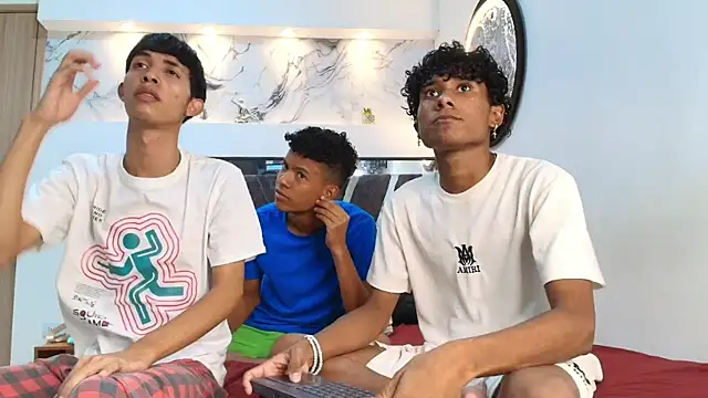 LONDON BOYS1 online show from 10/03/25, 01:24
