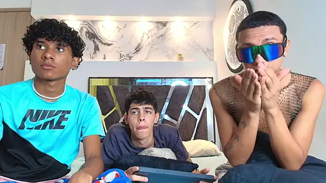 YOUNGS GUYS online show from 09/29/25, 07:19