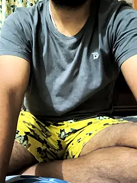 hunk7714 online show from 10/15/25, 08:42