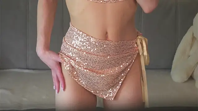 Snapshot of my_little_polIy chatting on 04/01/26, 01:41 my little polIy online show from 04/01/26, 01:41