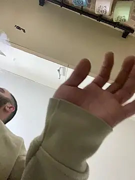 banuemre28 online show from 02/02/26, 07:12