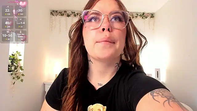 Snapshot of melissa_es chatting on 02/17/26, 01:07 melissa es online show from 02/17/26, 01:07