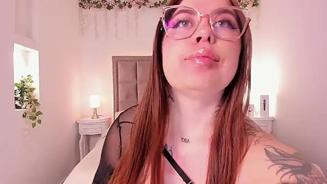 Snapshot of melissa_es chatting on 02/26/26, 12:59 melissa es online show from 02/26/26, 12:59