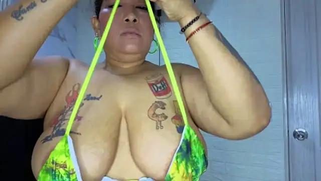 Snapshot of yunkeyc chatting on 11/24/25, 03:17 yunkeyc online show from 11/24/25, 03:17