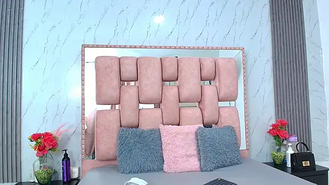 Snapshot of SofiaSommers chatting on 10/07/25, 07:11 SofiaSommers online show from 10/07/25, 07:11