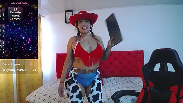 tiana breeze online show from 10/31/25, 06:53