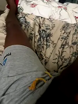 Snapshot of babybaby2000- chatting on 11/17/25, 02:28 babybaby2000- online show from 11/17/25, 02:28