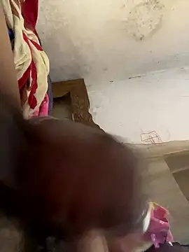 Snapshot of babybaby2000- chatting on 01/09/26, 05:43 babybaby2000- online show from 01/09/26, 05:43