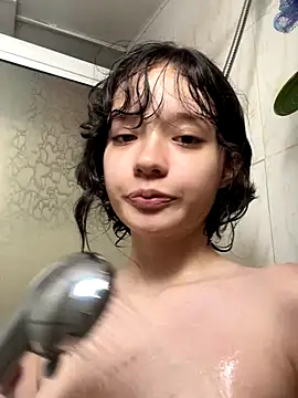 Snapshot of sukubo__ chatting on 10/06/25, 06:05 sukubo   online show from 10/06/25, 06:05