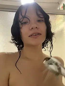 Snapshot of sukubo__ chatting on 10/21/25, 11:16 sukubo   online show from 10/21/25, 11:16