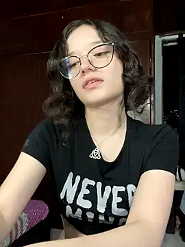 sukubo   online show from 12/16/25, 06:40