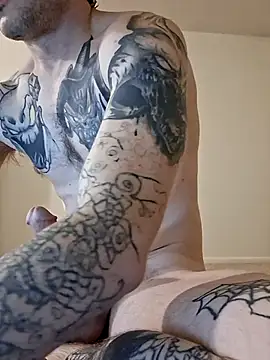 Snapshot of Mr_nightfall chatting on 10/23/25, 01:05 Mr nightfall online show from 10/23/25, 01:05