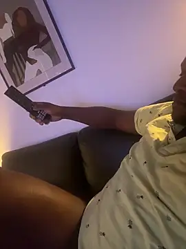 Snapshot of DapplingGesture chatting on 03/28/26, 06:51 DapplingGesture online show from 03/28/26, 06:51