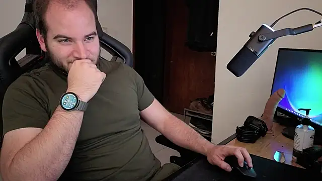 Snapshot of Paul00474 chatting on 11/09/25, 12:53 Paul00474 online show from 11/09/25, 12:53