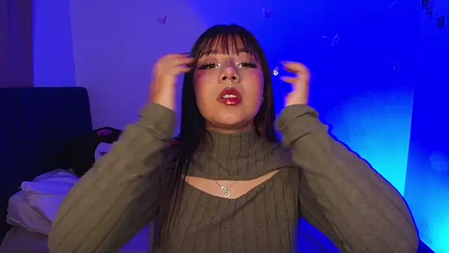 Snapshot of annie-russel chatting on 02/02/26, 10:36 annie-russel online show from 02/02/26, 10:36