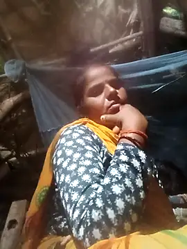 Snapshot of Sapna_cutt chatting on 09/16/25, 05:47 Sapna cutt online show from 09/16/25, 05:47