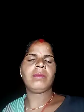Snapshot of Sapna_cutt chatting on 09/20/25, 03:57 Sapna cutt online show from 09/20/25, 03:57