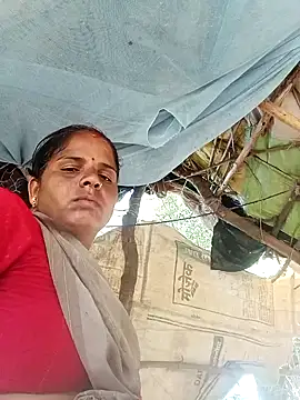 Snapshot of Sapna_cutt chatting on 09/22/25, 09:11 Sapna cutt online show from 09/22/25, 09:11