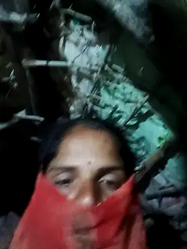 Snapshot of Sapna_cutt chatting on 10/17/25, 03:25 Sapna cutt online show from 10/17/25, 03:25