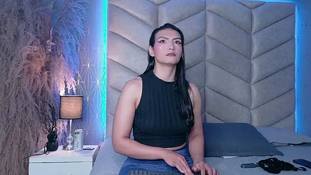 samiradoll online show from 10/05/25, 04:00