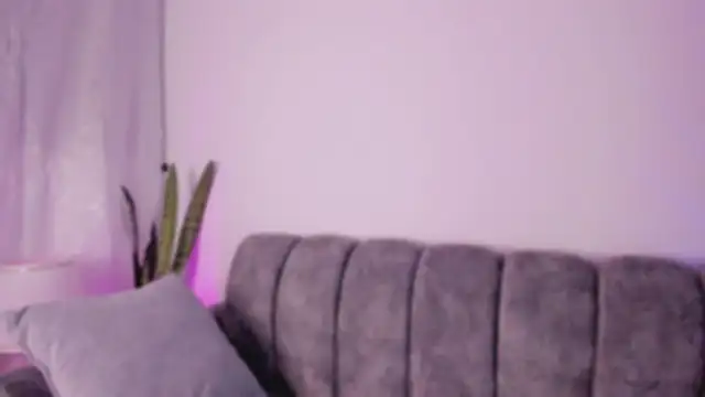 Snapshot of samiradoll chatting on 03/13/26, 04:08 samiradoll online show from 03/13/26, 04:08