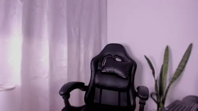 Snapshot of samiradoll chatting on 03/26/26, 03:12 samiradoll online show from 03/26/26, 03:12