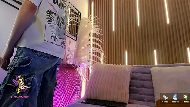 ArianaSantana online show from 11/21/25, 12:48