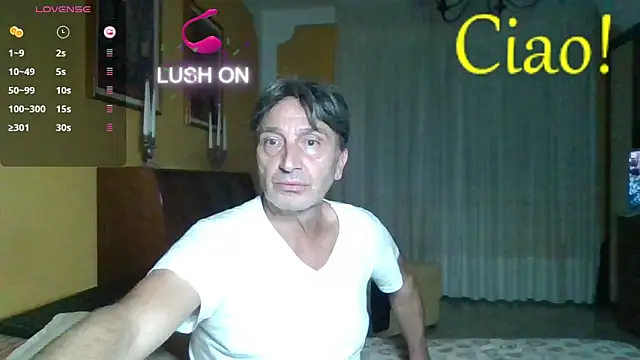 Snapshot of lattediyak chatting on 09/20/25, 11:39 lattediyak online show from 09/20/25, 11:39