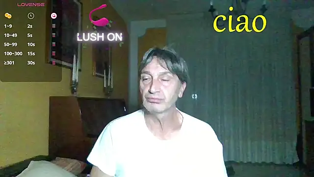 Snapshot of lattediyak chatting on 09/27/25, 01:10 lattediyak online show from 09/27/25, 01:10