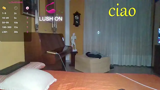 Snapshot of lattediyak chatting on 10/21/25, 12:00 lattediyak online show from 10/21/25, 12:00