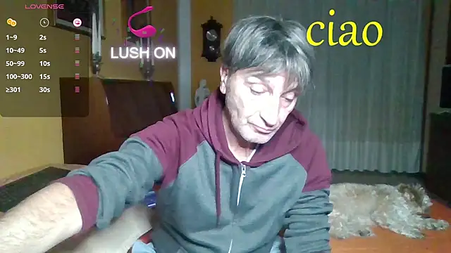 Snapshot of lattediyak chatting on 10/29/25, 12:02 lattediyak online show from 10/29/25, 12:02