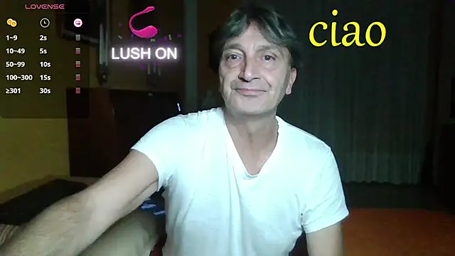 Snapshot of lattediyak chatting on 11/02/25, 01:30 lattediyak online show from 11/02/25, 01:30