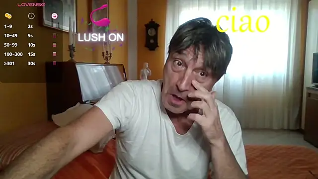 Snapshot of lattediyak chatting on 11/07/25, 01:11 lattediyak online show from 11/07/25, 01:11