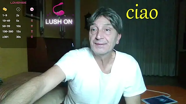 Snapshot of lattediyak chatting on 11/08/25, 02:01 lattediyak online show from 11/08/25, 02:01