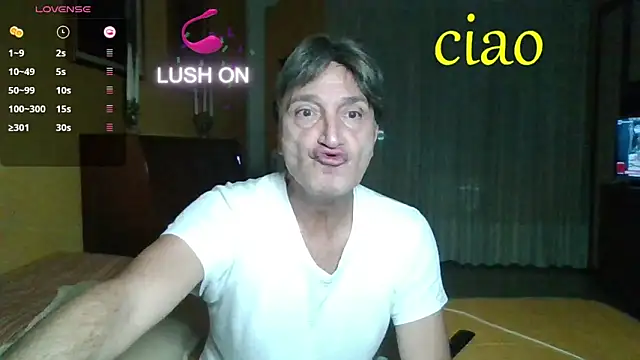 Snapshot of lattediyak chatting on 11/22/25, 12:53 lattediyak online show from 11/22/25, 12:53