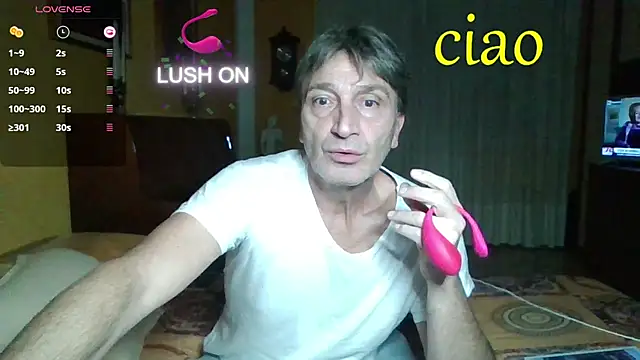 Snapshot of lattediyak chatting on 11/29/25, 01:41 lattediyak online show from 11/29/25, 01:41