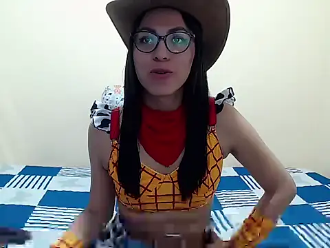 Snapshot of missblu chatting on 12/03/25, 05:44 missblu online show from 12/03/25, 05:44