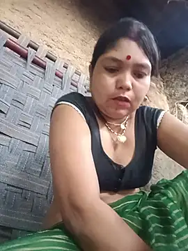 Snapshot of Rashili_jaan chatting on 06/28/26, 01:33 Rashili jaan online show from 06/28/26, 01:33