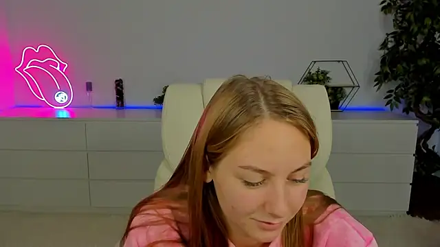 MilaAddams online show from 11/21/25, 06:34