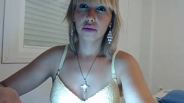 Snapshot of Pamela-StripX chatting on 06/15/26, 07:16 Pamela-StripX online show from 06/15/26, 07:16