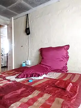 Snapshot of Hluga_25 chatting on 01/10/26, 01:02 Hluga 25 online show from 01/10/26, 01:02