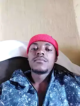 Snapshot of Hluga_25 chatting on 02/15/26, 10:25 Hluga 25 online show from 02/15/26, 10:25