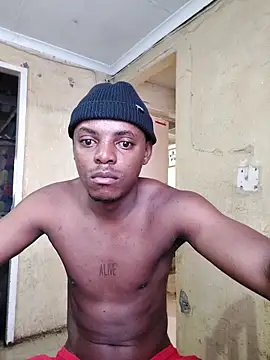 Snapshot of Hluga_25 chatting on 03/04/26, 04:29 Hluga 25 online show from 03/04/26, 04:29