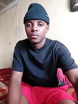 Snapshot of Hluga_25 chatting on 03/08/26, 02:54 Hluga 25 online show from 03/08/26, 02:54