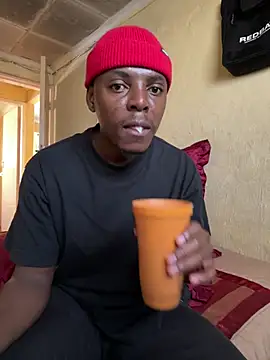 Snapshot of Hluga_25 chatting on 04/09/26, 07:36 Hluga 25 online show from 04/09/26, 07:36